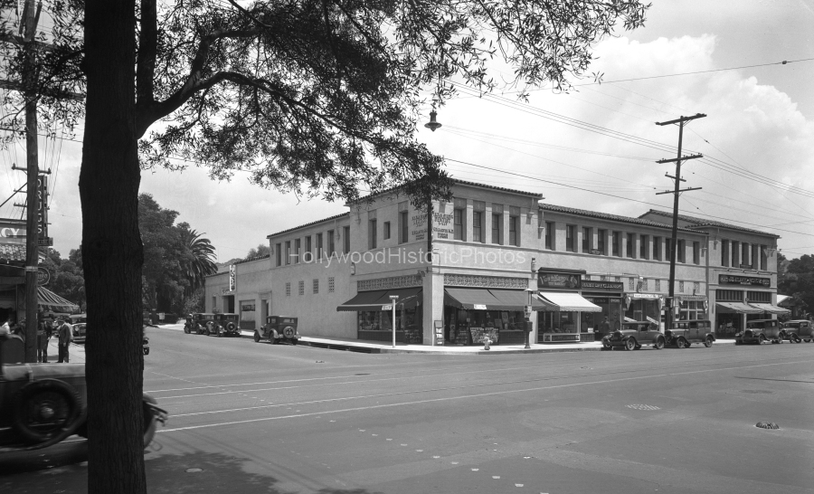 East Hollywood 1930 1.jpg